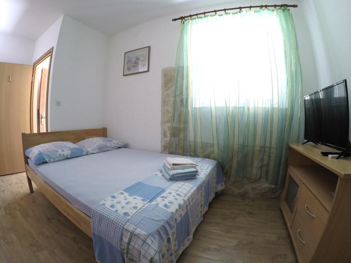Peach Apartment'S Repic Bibinje Esterno foto