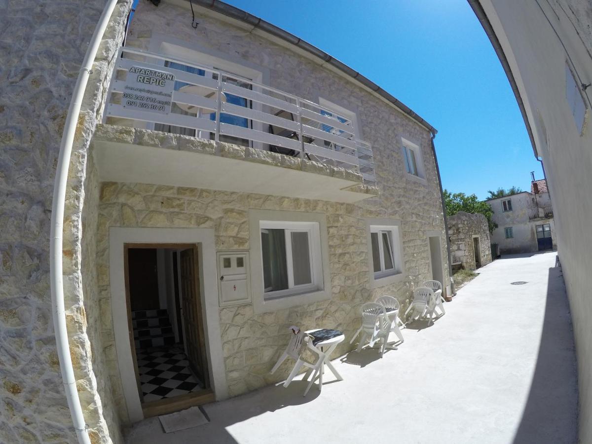 Peach Apartment'S Repic Bibinje Esterno foto